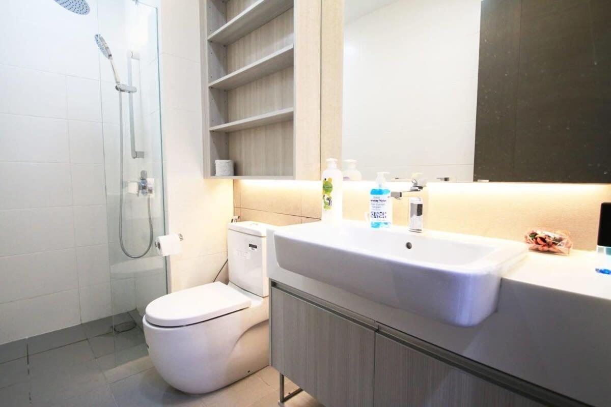 A Stylish High-Floor 2Br Suasana Suites Views Τζόχορ Μπάχρου Εξωτερικό φωτογραφία