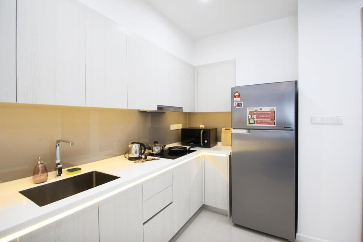 A Stylish High-Floor 2Br Suasana Suites Views Τζόχορ Μπάχρου Εξωτερικό φωτογραφία
